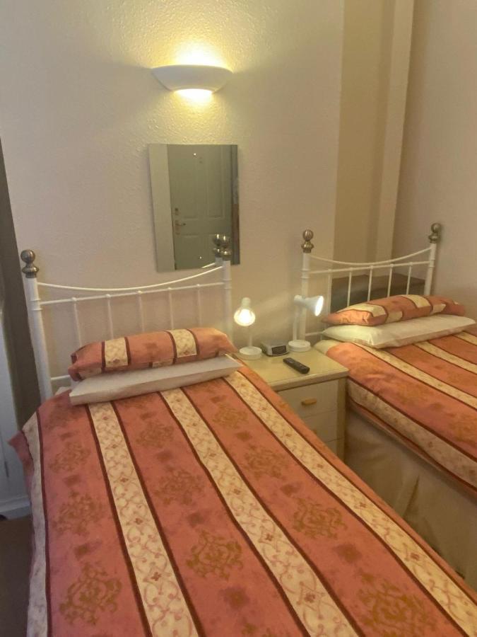 Landguard Lodge Guest House Shipley  Phòng bức ảnh