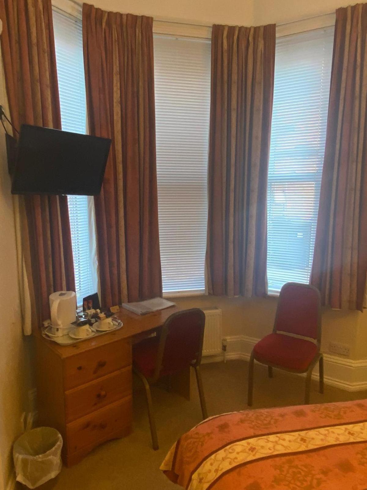 Landguard Lodge Guest House Shipley  Phòng bức ảnh